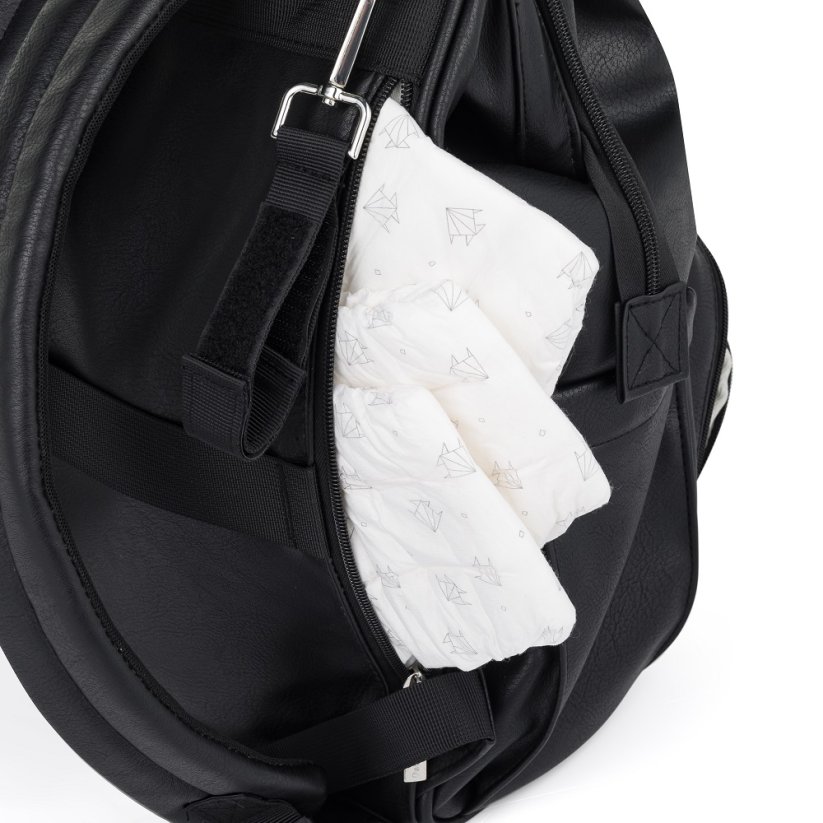 PETITE&MARS Diaper backpack Jasper Absolute Black | petiteetmars.com