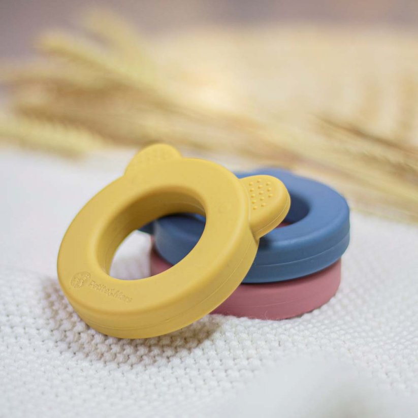 PETITE&MARS Silicone teether with rattle Beary 0m+ - Variants of  Beary: Dusty Rose