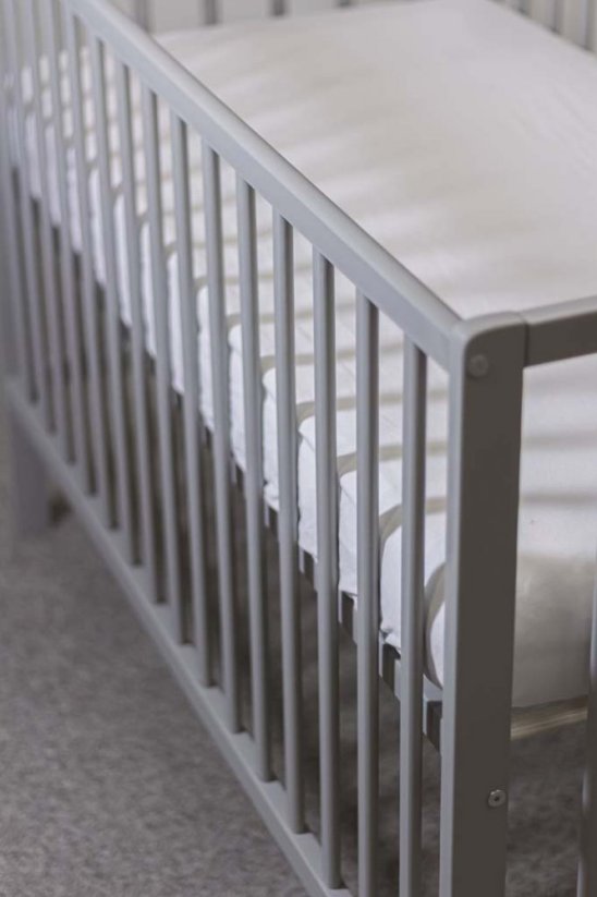 PETITE&MARS Napínací prostěradlo nepromokavé Soft Dream Dry 120 x 60 Grey