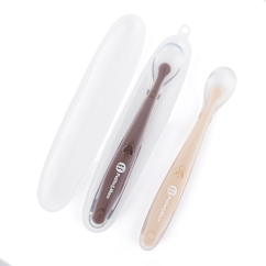 PETITE&MARS Zestaw 2 silikonowych łyżeczek z etui TAKE&MATCH 6m+